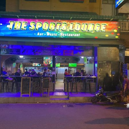 The Sports Lounge Hotel Патая Екстериор снимка