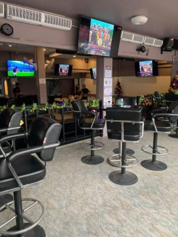 The Sports Lounge Hotel Патая Екстериор снимка